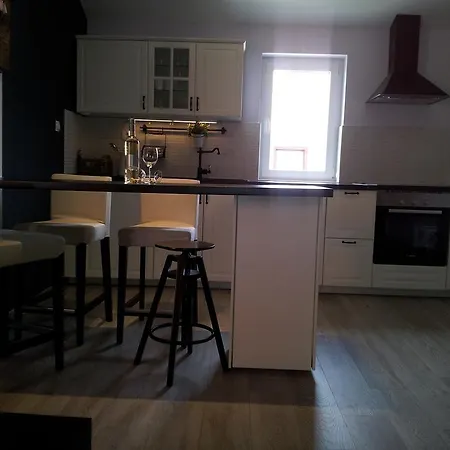 Apartment Diminic Melin Cres Exterior photo
